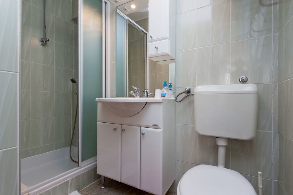 Orhan Hotel